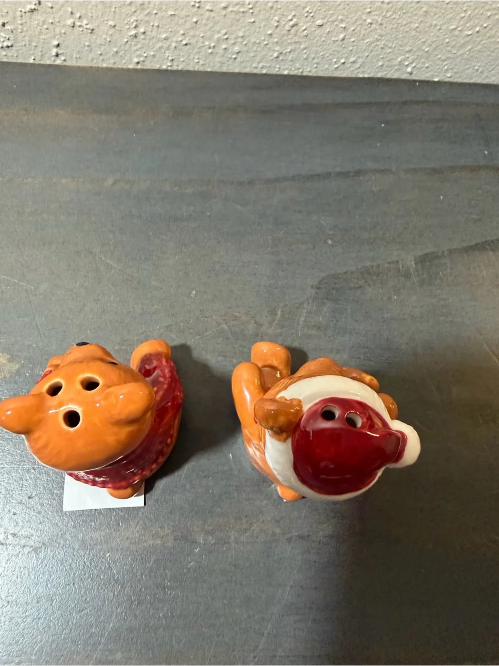 Cracker Barrel Bear Salt & Pepper Shakers NWT
